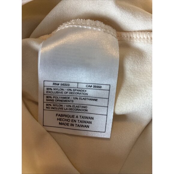 Nike Golf Womens Size M Beige Long Sleeve Polo Shirt Activewear Athletic Top - Picture 8 of 9